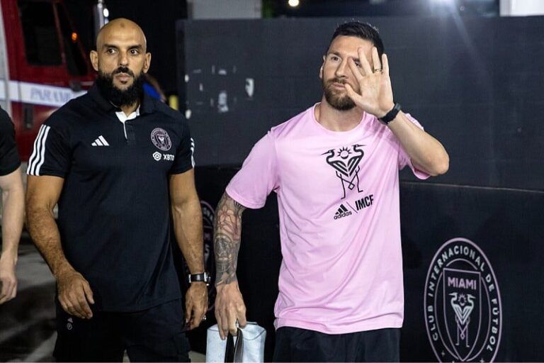 Lionel Messit, Yassine Cheuko